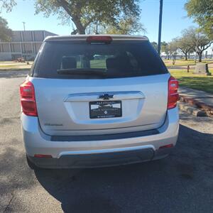 2017 Chevrolet Equinox LS - Photo 3 - Lake Charles, LA 70601