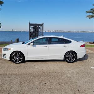 2019 Ford Fusion Titanium   - Photo 1 - Lake Charles, LA 70601