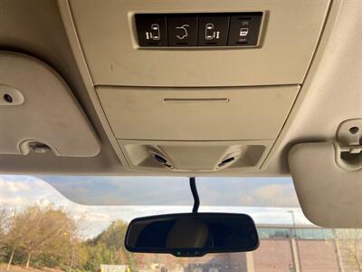 2013 Chrysler Town & Country Touring   - Photo 22 - Snellville, GA 30039