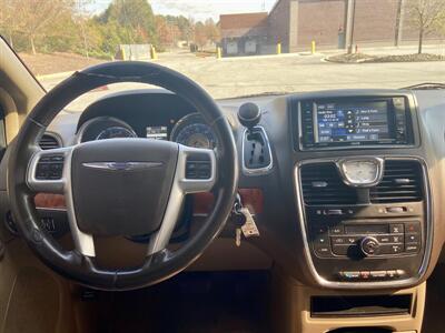 2013 Chrysler Town & Country Touring   - Photo 7 - Snellville, GA 30039