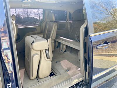 2013 Chrysler Town & Country Touring   - Photo 27 - Snellville, GA 30039