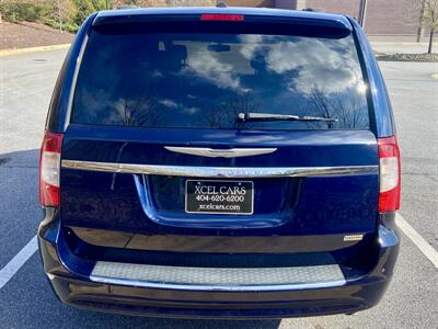 2013 Chrysler Town & Country Touring   - Photo 35 - Snellville, GA 30039