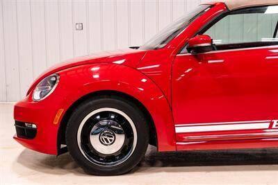 2013 Volkswagen Beetle Convertible 2.5L PZEV   - Photo 12 - Sylvania, OH 43560