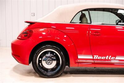 2013 Volkswagen Beetle Convertible 2.5L PZEV   - Photo 20 - Sylvania, OH 43560