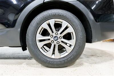 2016 Hyundai SANTA FE Sport 2.4L - Photo 8 - Sylvania, OH 43560