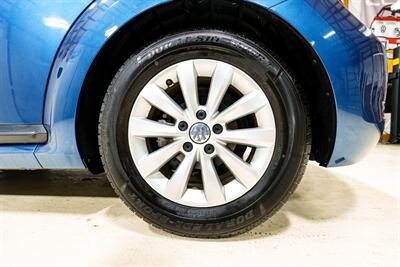 2018 Volkswagen Beetle-Classic 2.0T S - Photo 7 - Sylvania, OH 43560