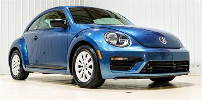 2018 Volkswagen Beetle-Classic 2.0T S - Photo 1 - Sylvania, OH 43560