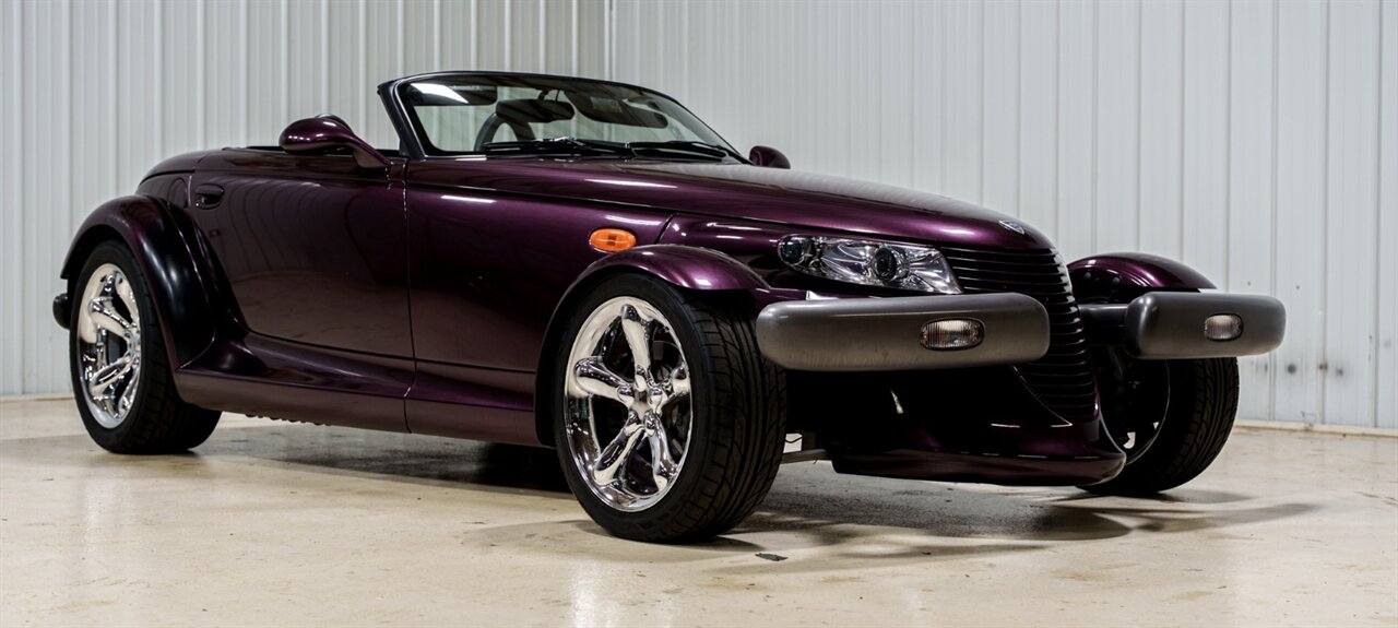 1999 Plymouth Prowler   - Photo 1 - Sylvania, OH 43560