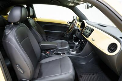 2015 Volkswagen Beetle-Classic 1.8T PZEV - Photo 21 - Sylvania, OH 43560