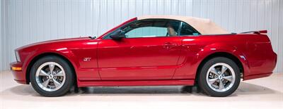 2005 Ford Mustang GT Premium   - Photo 4 - Sylvania, OH 43560