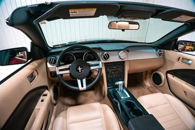 2005 Ford Mustang GT Premium   - Photo 38 - Sylvania, OH 43560