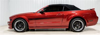 2008 Ford Mustang GT Premium  California Special - Photo 2 - Sylvania, OH 43560