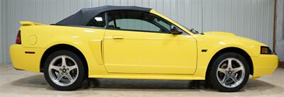 2002 Ford Mustang GT Premium - Photo 10 - Sylvania, OH 43560