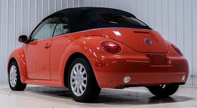 2004 Volkswagen New Beetle Convertible GLS   - Photo 6 - Sylvania, OH 43560