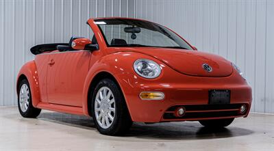 2004 Volkswagen New Beetle Convertible GLS   - Photo 1 - Sylvania, OH 43560