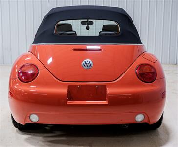 2004 Volkswagen New Beetle Convertible GLS   - Photo 7 - Sylvania, OH 43560