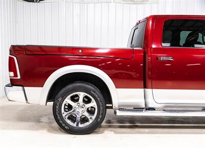 2015 RAM 1500 Laramie   - Photo 8 - Sylvania, OH 43560