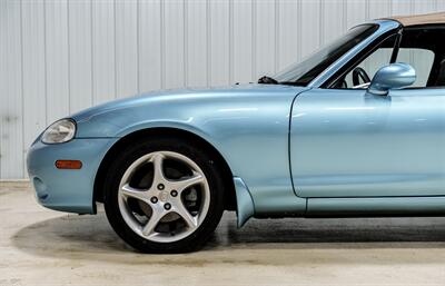 2002 Mazda MX-5 Miata - Photo 3 - Sylvania, OH 43560