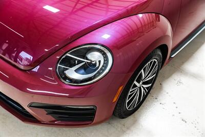 2017 Volkswagen Beetle-Classic 1.8T S   - Photo 12 - Sylvania, OH 43560