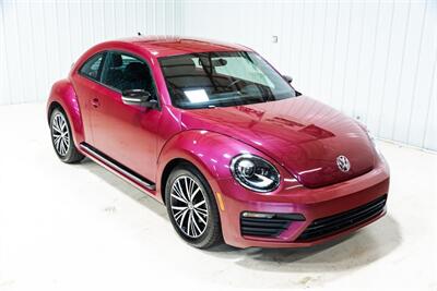 2017 Volkswagen Beetle-Classic 1.8T S   - Photo 2 - Sylvania, OH 43560