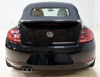 2013 Volkswagen Beetle Convertible 2.5L PZEV  50's Edition - Photo 6 - Sylvania, OH 43560