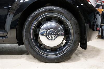 2013 Volkswagen Beetle Convertible 2.5L PZEV  50's Edition - Photo 7 - Sylvania, OH 43560
