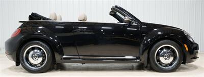 2013 Volkswagen Beetle Convertible 2.5L PZEV  50's Edition - Photo 8 - Sylvania, OH 43560