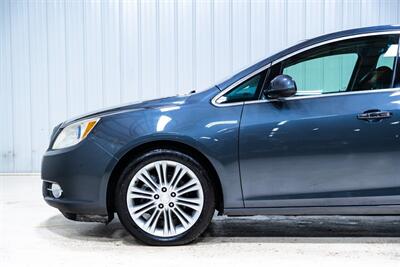 2013 Buick Verano   - Photo 4 - Sylvania, OH 43560