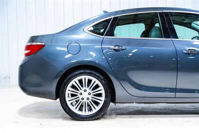 2013 Buick Verano   - Photo 8 - Sylvania, OH 43560