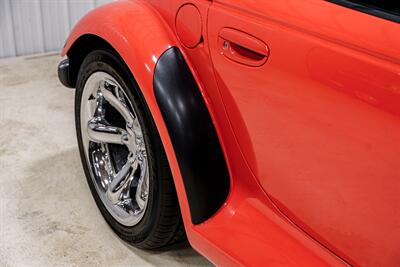 1999 Plymouth Prowler   - Photo 34 - Sylvania, OH 43560