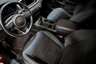 2018 Kia Sorento L - Photo 8 - Sylvania, OH 43560