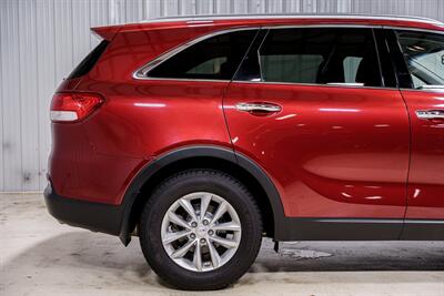 2018 Kia Sorento L - Photo 16 - Sylvania, OH 43560