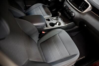 2018 Kia Sorento L - Photo 19 - Sylvania, OH 43560