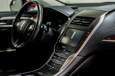 2016 Lincoln MKZ/Zephyr   - Photo 19 - Sylvania, OH 43560