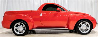 2004 Chevrolet SSR LS   - Photo 15 - Sylvania, OH 43560