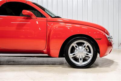 2004 Chevrolet SSR LS   - Photo 17 - Sylvania, OH 43560