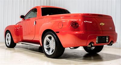 2004 Chevrolet SSR LS   - Photo 5 - Sylvania, OH 43560