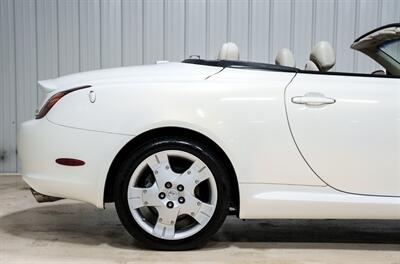 2005 Lexus SC 430   - Photo 16 - Sylvania, OH 43560