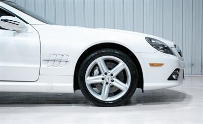 2009 Mercedes-Benz SL 550   - Photo 14 - Sylvania, OH 43560