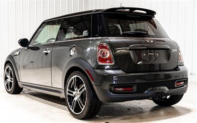 2012 MINI Cooper Hardtop S   - Photo 5 - Sylvania, OH 43560