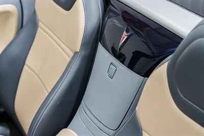 2006 Pontiac Solstice   - Photo 13 - Sylvania, OH 43560