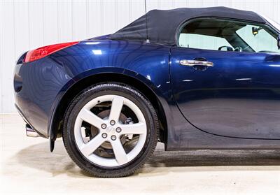 2006 Pontiac Solstice   - Photo 17 - Sylvania, OH 43560