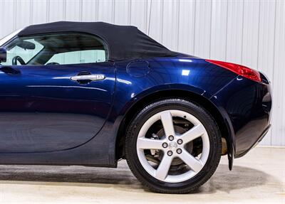 2006 Pontiac Solstice   - Photo 4 - Sylvania, OH 43560