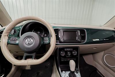 2017 Volkswagen Beetle-Classic 1.8T SE - Photo 17 - Sylvania, OH 43560