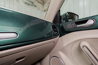 2017 Volkswagen Beetle-Classic 1.8T SE - Photo 18 - Sylvania, OH 43560