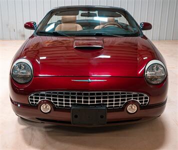2004 Ford Thunderbird Deluxe   - Photo 13 - Sylvania, OH 43560