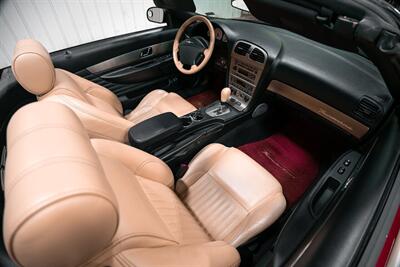 2004 Ford Thunderbird Deluxe   - Photo 27 - Sylvania, OH 43560
