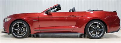 2017 Ford Mustang GT Premium  California Special - Photo 11 - Sylvania, OH 43560