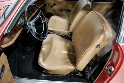 1969 Volkswagen Karmann Ghia   - Photo 10 - Sylvania, OH 43560