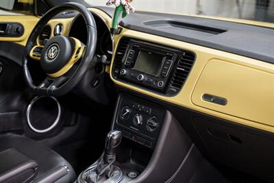 2013 Volkswagen Beetle-Classic 2.5L - Photo 23 - Sylvania, OH 43560